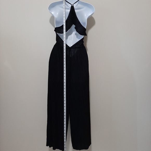 🌺H&M Divided Black Pleated Jumpsuit Black Size 8 - Picture 8 of 10
